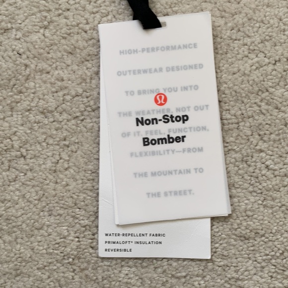 Lululemon reversible jacket - size 8 - Picture 9 of 11